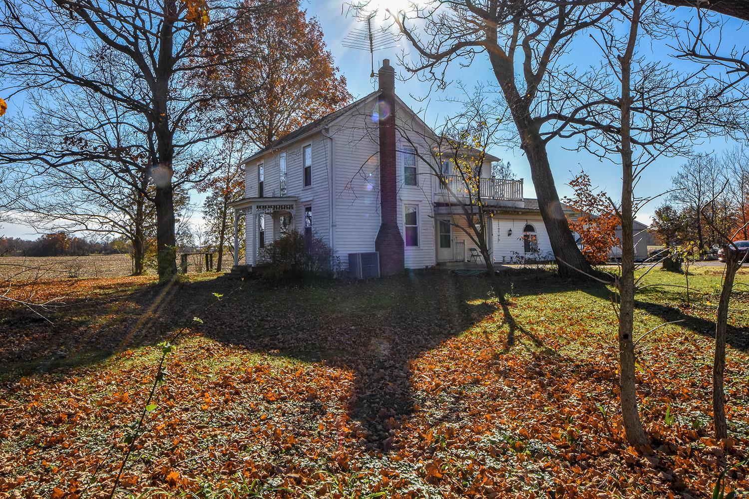 1586 Fosterburg Road Brighton, IL 62012 - Photo 3 of 27