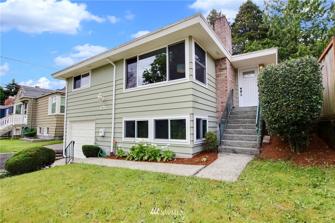 3915 Southwest Austin Street Seattle, WA 98136 - Photo 1 of 29 Gallery Image 1
