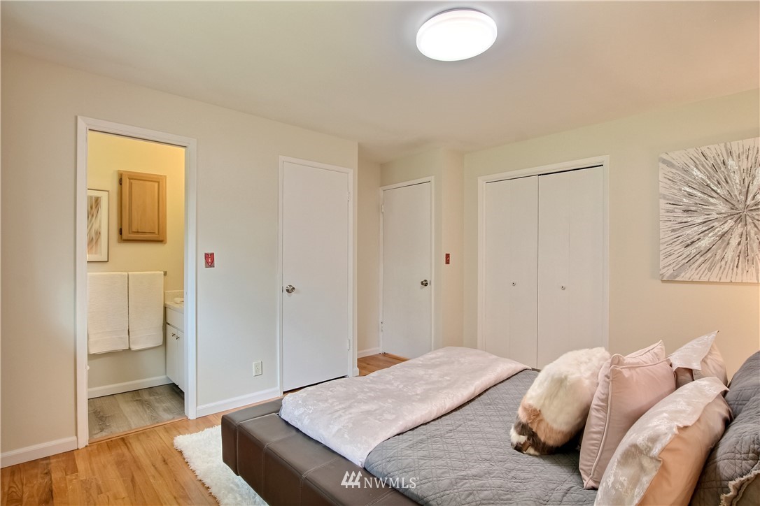 3915 Southwest Austin Street Seattle, WA 98136 - Photo 14 of 29 Gallery Image 14