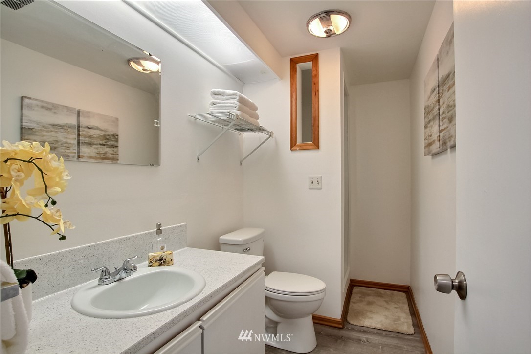 3915 Southwest Austin Street Seattle, WA 98136 - Photo 21 of 29 Gallery Image 21