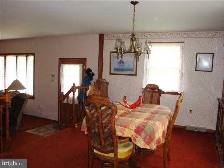 52 Barbara Road Hatboro, PA 19040 - Photo 8 of 25 Dining Room