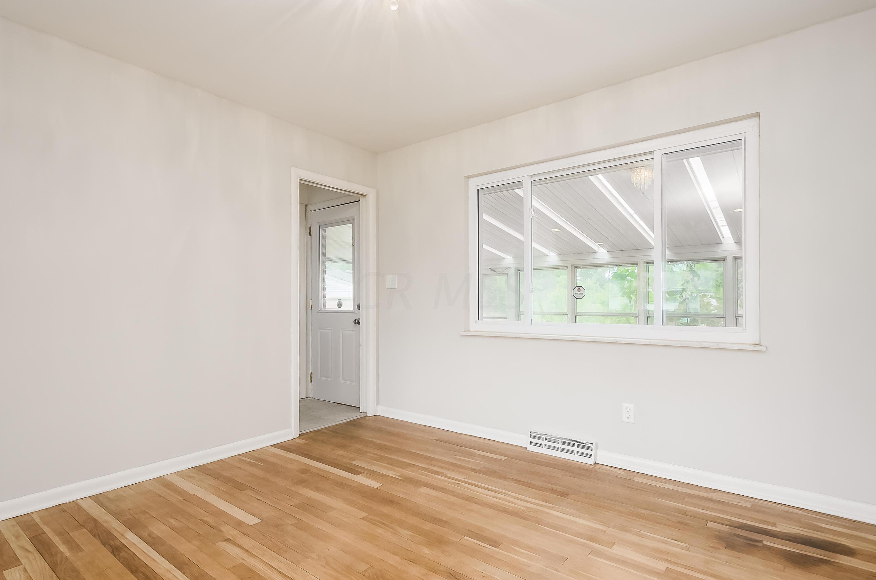 4619 Sandy Lane Road Columbus, OH 43224 - Photo 12 of 50 Gallery Image 12