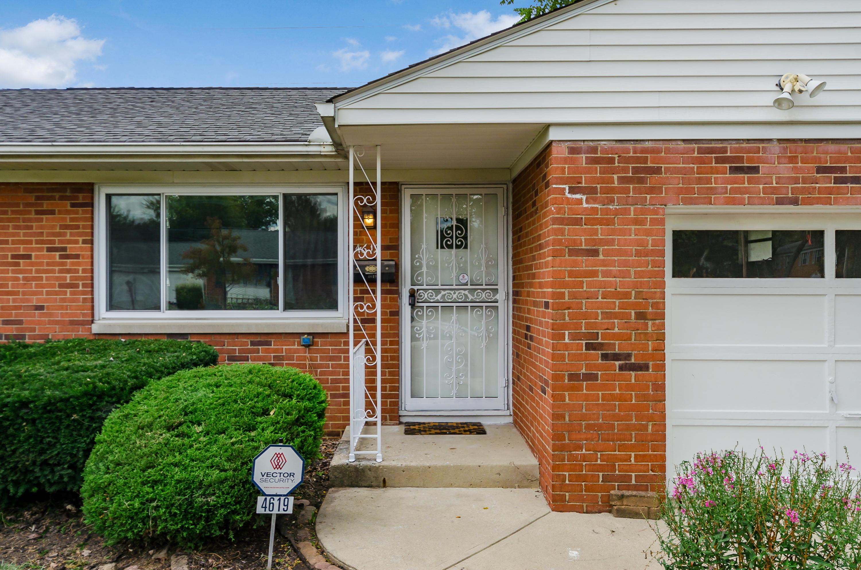 4619 Sandy Lane Road Columbus, OH 43224 - Photo 5 of 50 Gallery Image 5