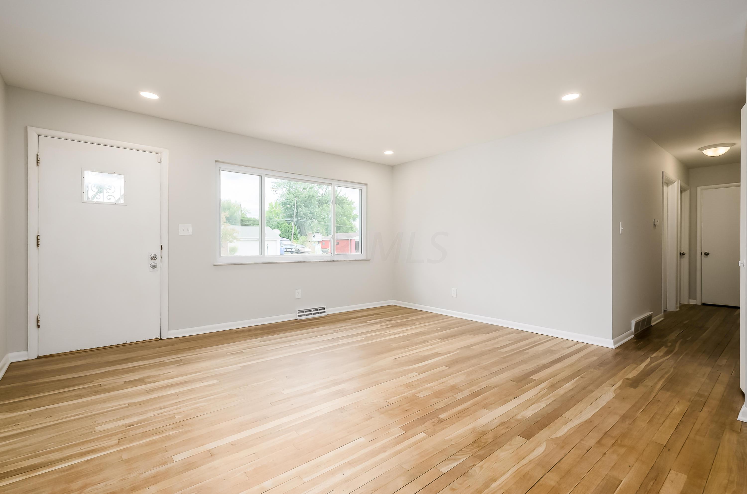 4619 Sandy Lane Road Columbus, OH 43224 - Photo 7 of 50 Gallery Image 7