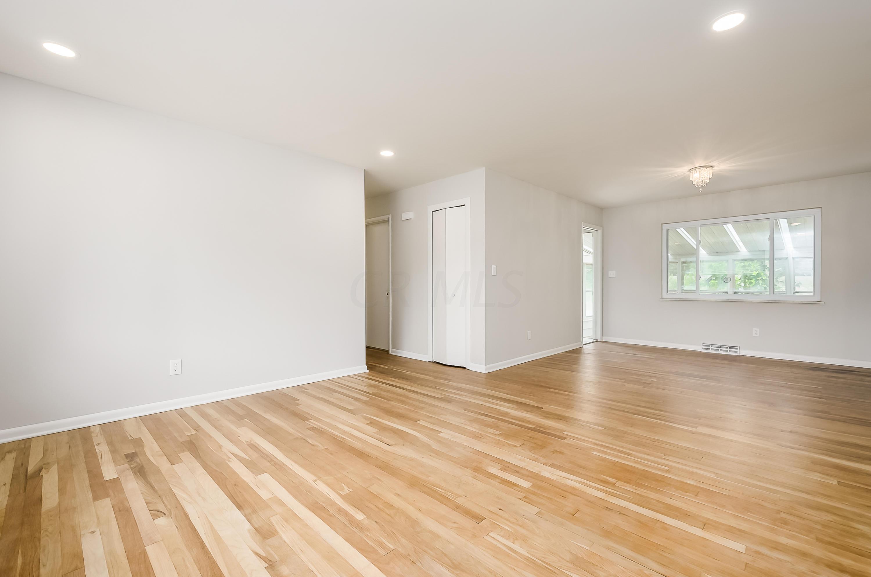4619 Sandy Lane Road Columbus, OH 43224 - Photo 8 of 50 Gallery Image 8