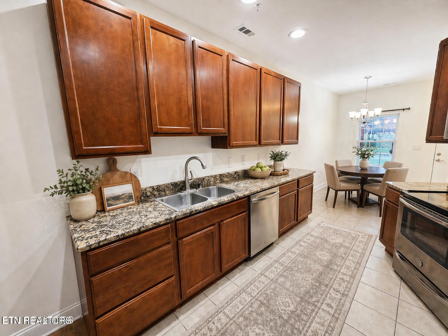7004 Edon Hall Way Corryton, TN 37721 - Photo 7 of 15 Kitchen