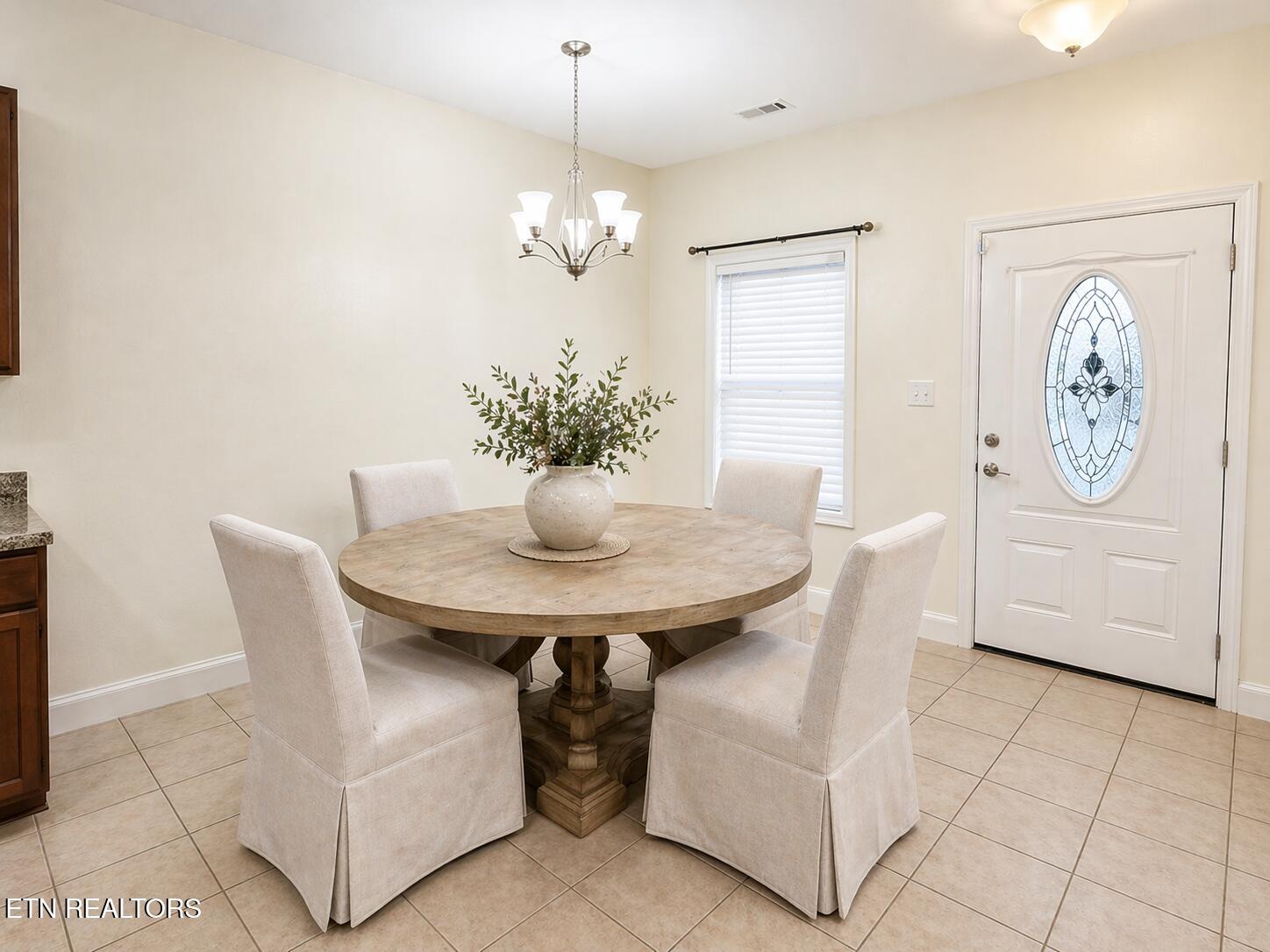7004 Edon Hall Way Corryton, TN 37721 - Photo 8 of 15 Eat in Kitchen