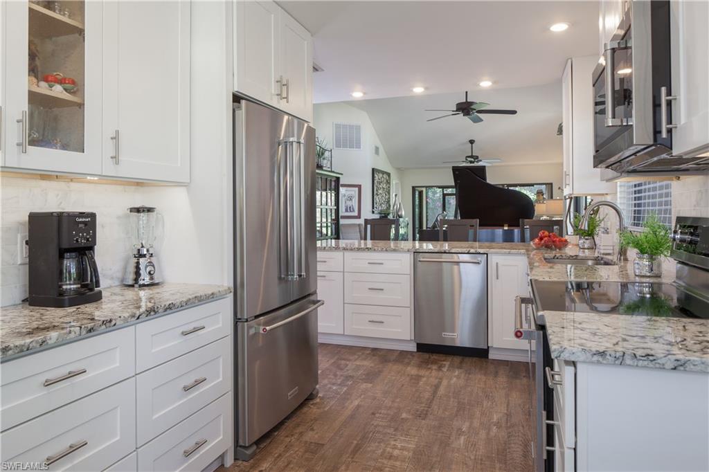 859 Reef Point Circle Naples, FL 34108 - Photo 5 of 16 Gallery Image 5