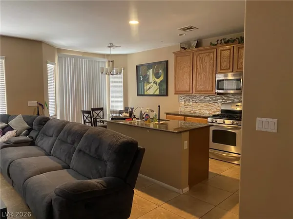 $2,295 | 7469 Calzado Drive, Las Vegas, NV 89178