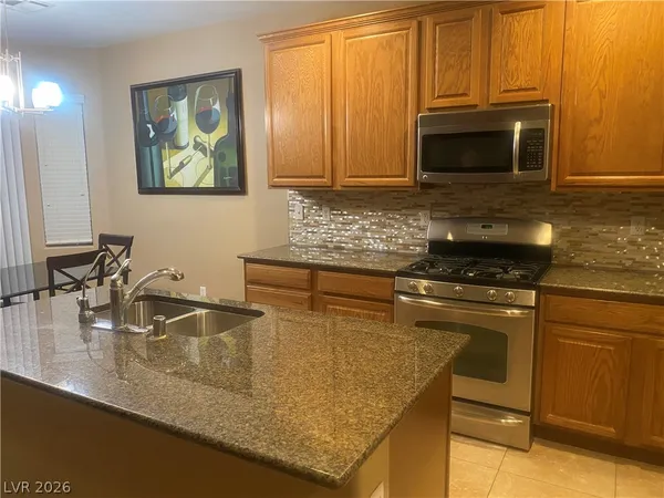 $2,295 | 7469 Calzado Drive, Las Vegas, NV 89178