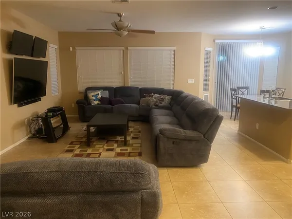 $2,295 | 7469 Calzado Drive, Las Vegas, NV 89178