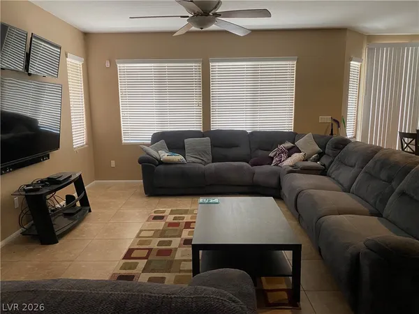 $2,295 | 7469 Calzado Drive, Las Vegas, NV 89178