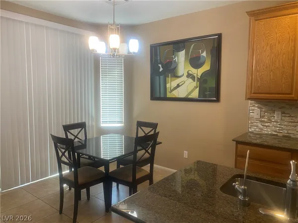 $2,295 | 7469 Calzado Drive, Las Vegas, NV 89178
