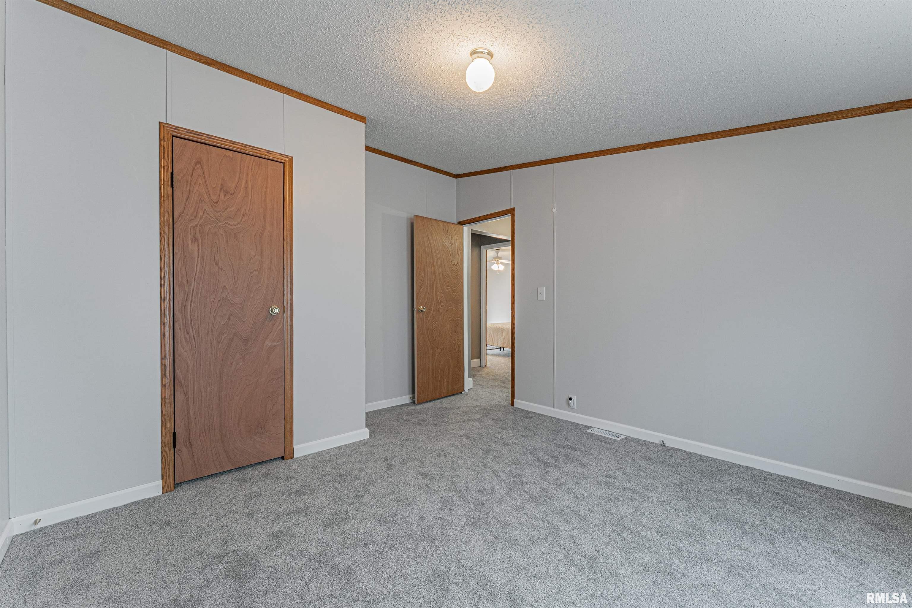 1130 Cantrall Creek Road Springfield, IL 62707 - Photo 23 of 33