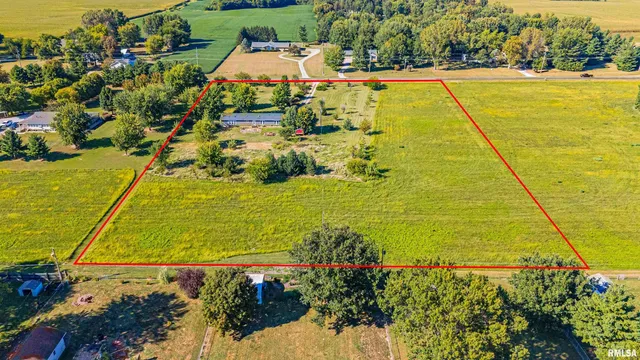 $219,000 | 1130 Cantrall Creek Road, Springfield, IL 62707