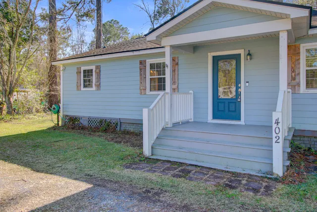 $320,000 | 402 Golf Road, Summerville, SC 29483