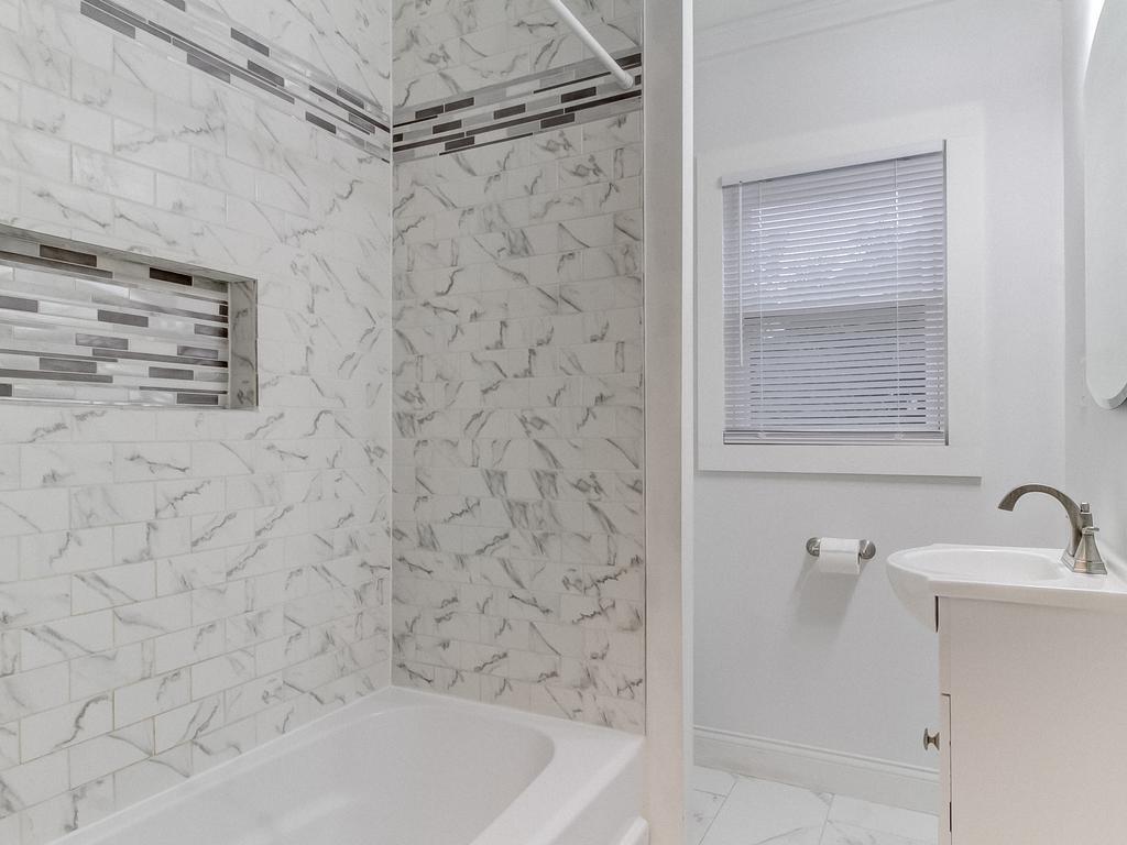 998 Marshall Road Monaca, PA 15061 - Photo 7 of 16 Gallery Image 7