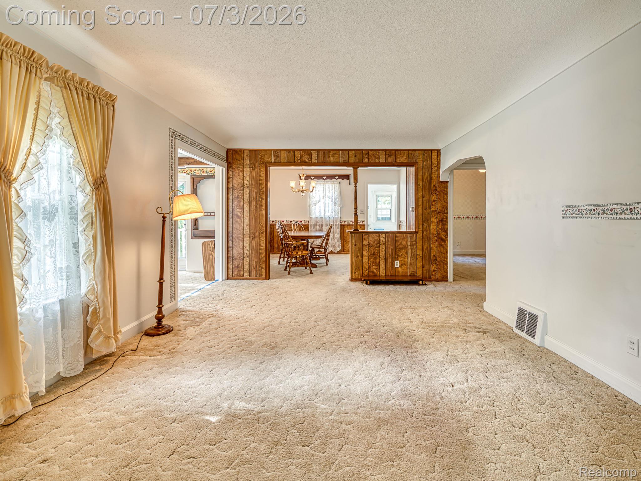 15340 Inkster Road Romulus, MI 48174 - Photo 8 of 43 8-web-or-mls-15340 Inkster-026_6.jpg