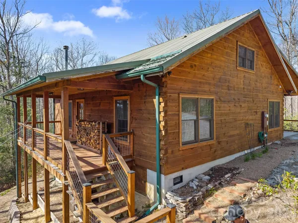 $550,000 | 935 Big Branch Road, Brevard, NC 28712
