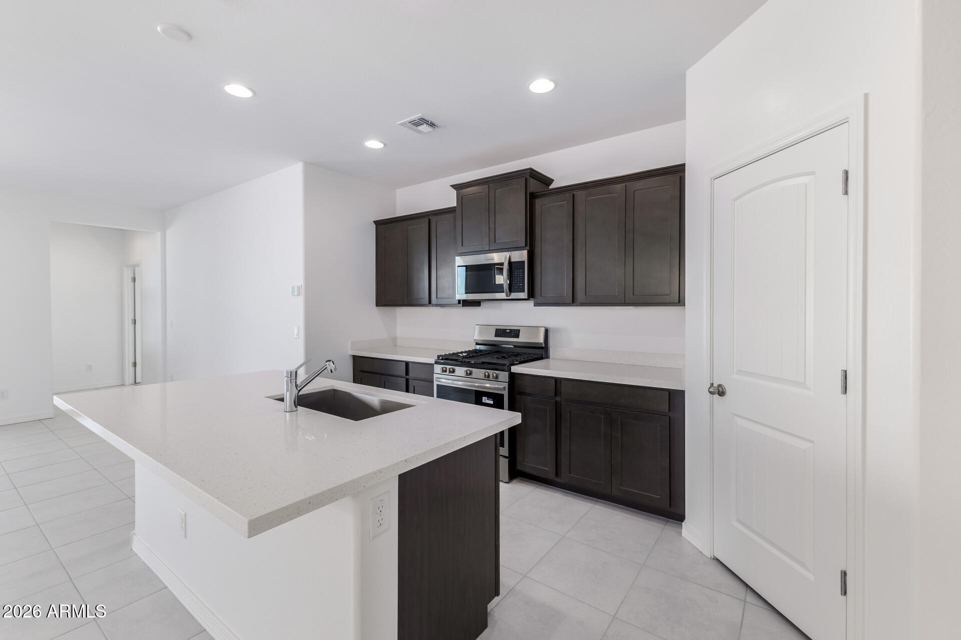 22385 Rummler Lane Maricopa, AZ 85138 - Photo 17 of 32 16 - Rummler