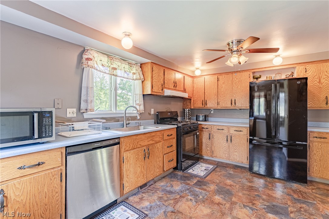 15614 Chillicothe Road Chagrin Falls, OH 44022 - Photo 6 of 38