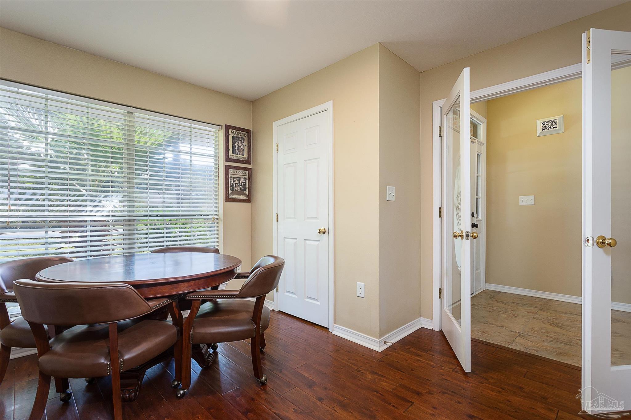 1457 Nantahala Beach Road Gulf Breeze, FL 32563 - Photo 6 of 49