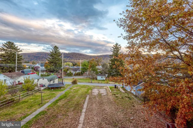 $147,000 | 698 Center Street, Millersburg, PA 17061