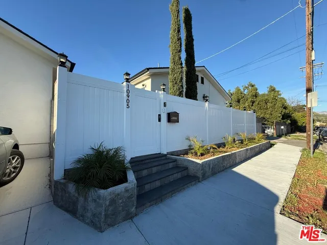 $4,200 | 10905 Olinda Street, Sun Valley, CA 91352