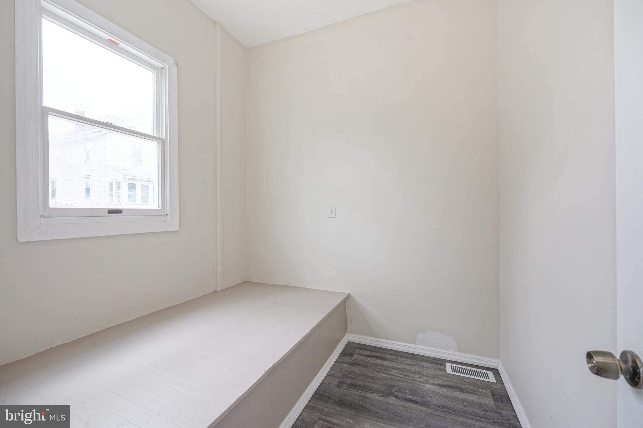 216 Madison Street Riverside, NJ 08075 - Photo 15 of 40