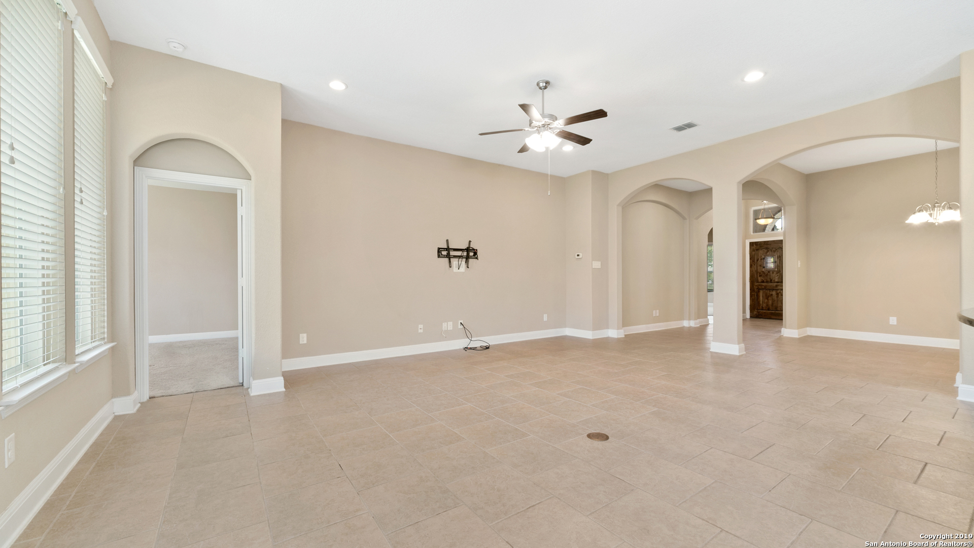 420 Trotti Cove Cibolo, TX 78108 - Photo 6 of 25