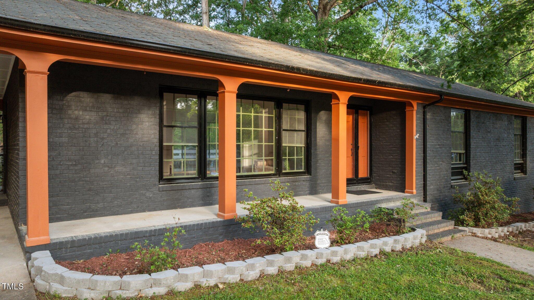 307 Yowland Road Henderson, NC 27536 - Photo 3 of 24 Front