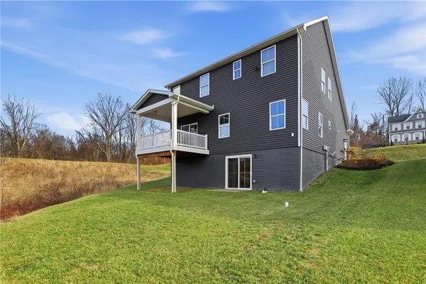 $564,900 | 4 Dana Drive, Coraopolis, PA 15108
