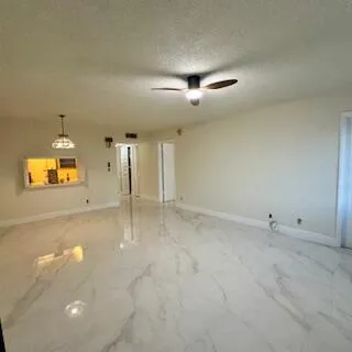 $1,600 | 330 Southeast 2nd Street, Unit 202G, Hallandale Beach, FL 33009