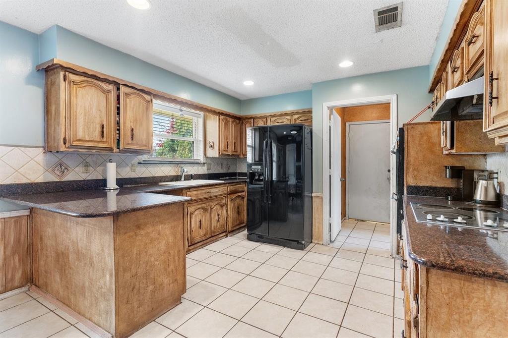 3002 Toler Road Rowlett, TX 75089 - Photo 11 of 36