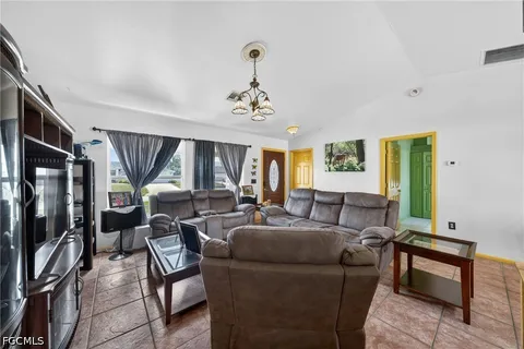 $260,000 | 1017 Northwest 15th Street, Cape Coral, FL 33993