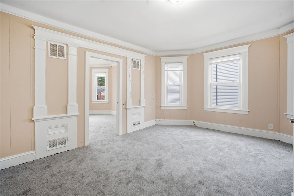 201 Main Street Springfield, MA 01151 - Photo 15 of 31