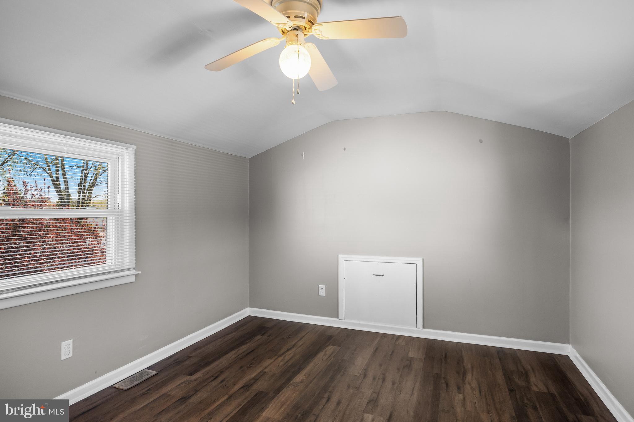 2211 New Albany Road Cinnaminson, NJ 08077 - Photo 15 of 20 Bedroom 4