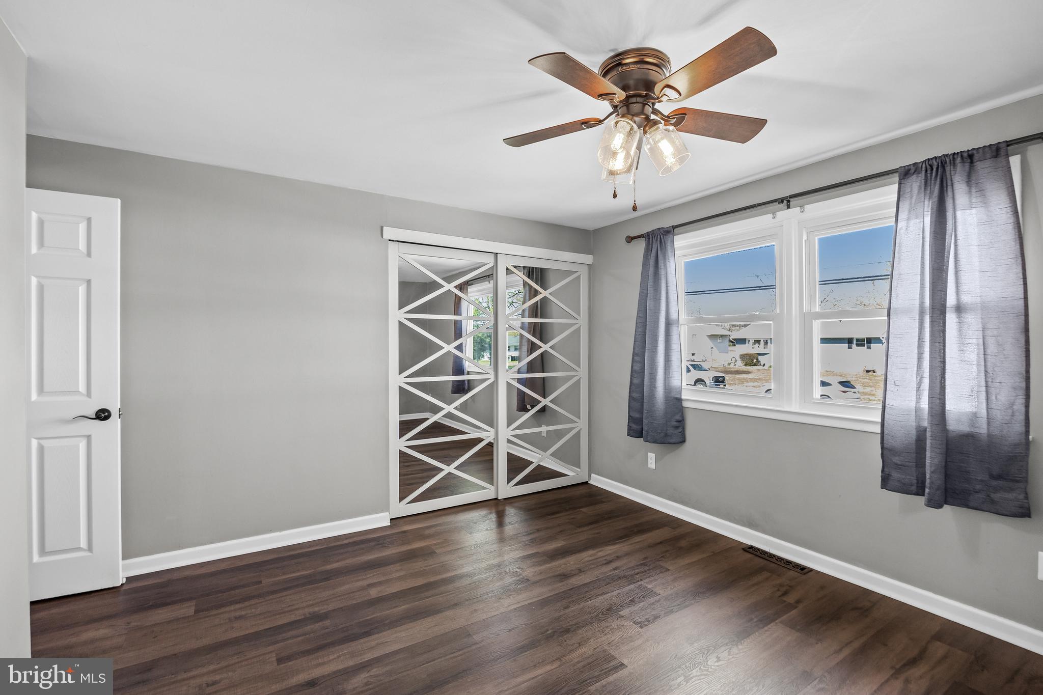 2211 New Albany Road Cinnaminson, NJ 08077 - Photo 10 of 20 Primary Bedroom