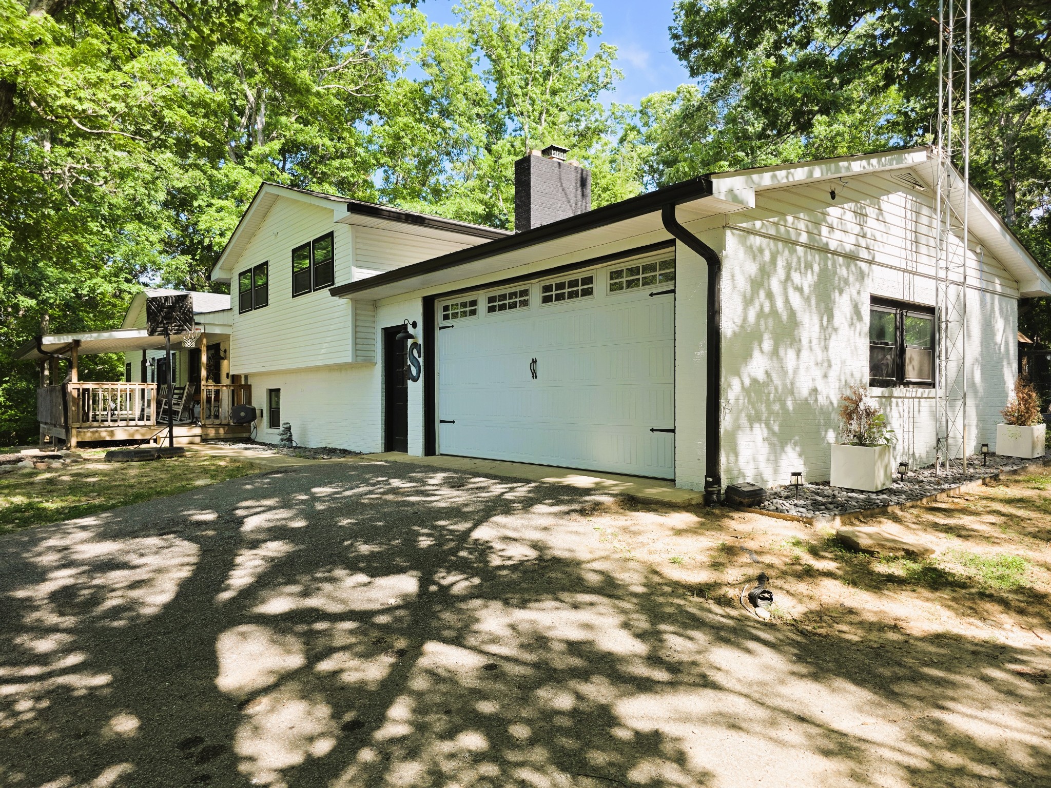 1975 Kelly Road Holladay, TN 38341 - Photo 20 of 95 a view of a house with a yard
