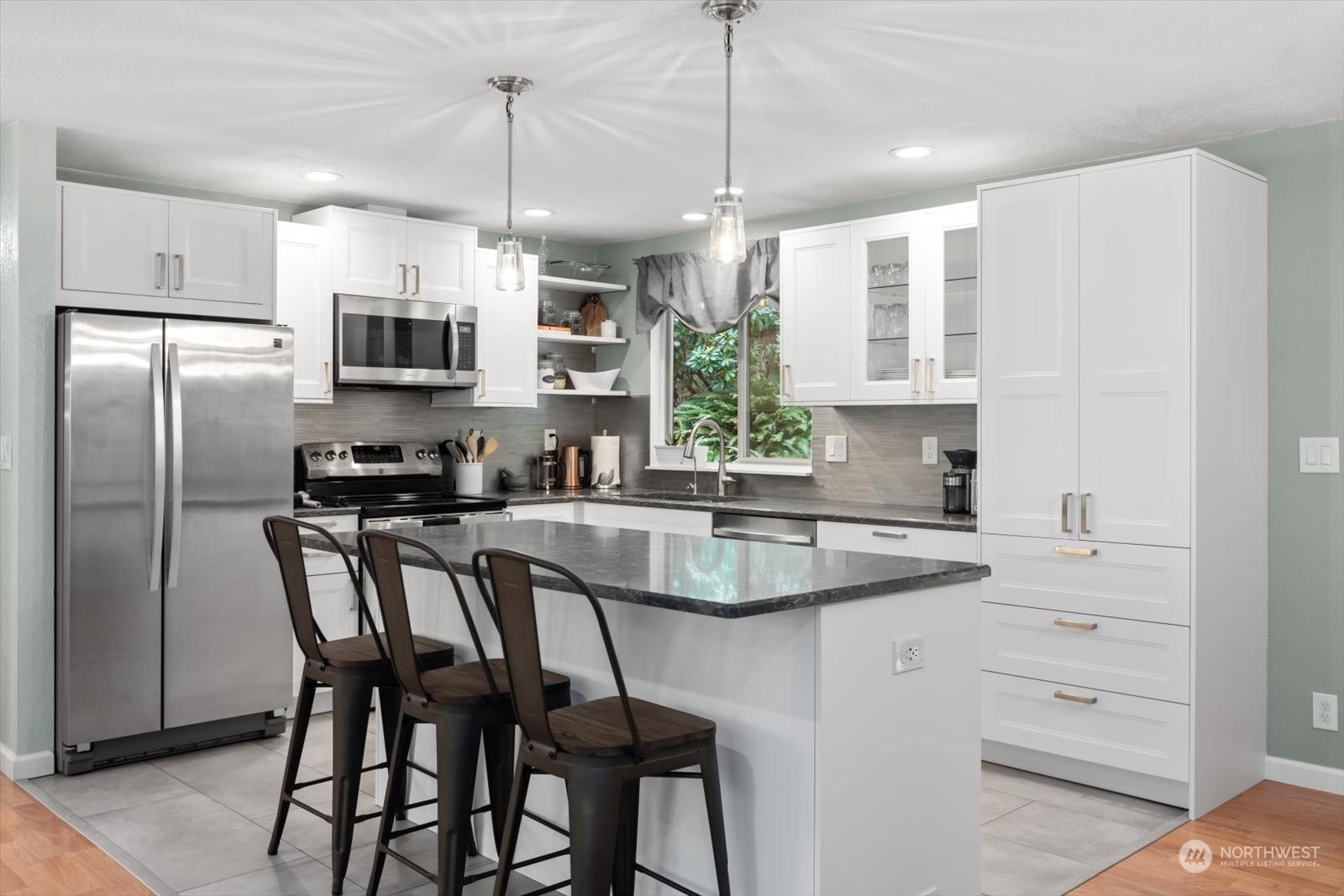 21328 2nd Drive Southeast Bothell, WA 98021 - Photo 6 of 35