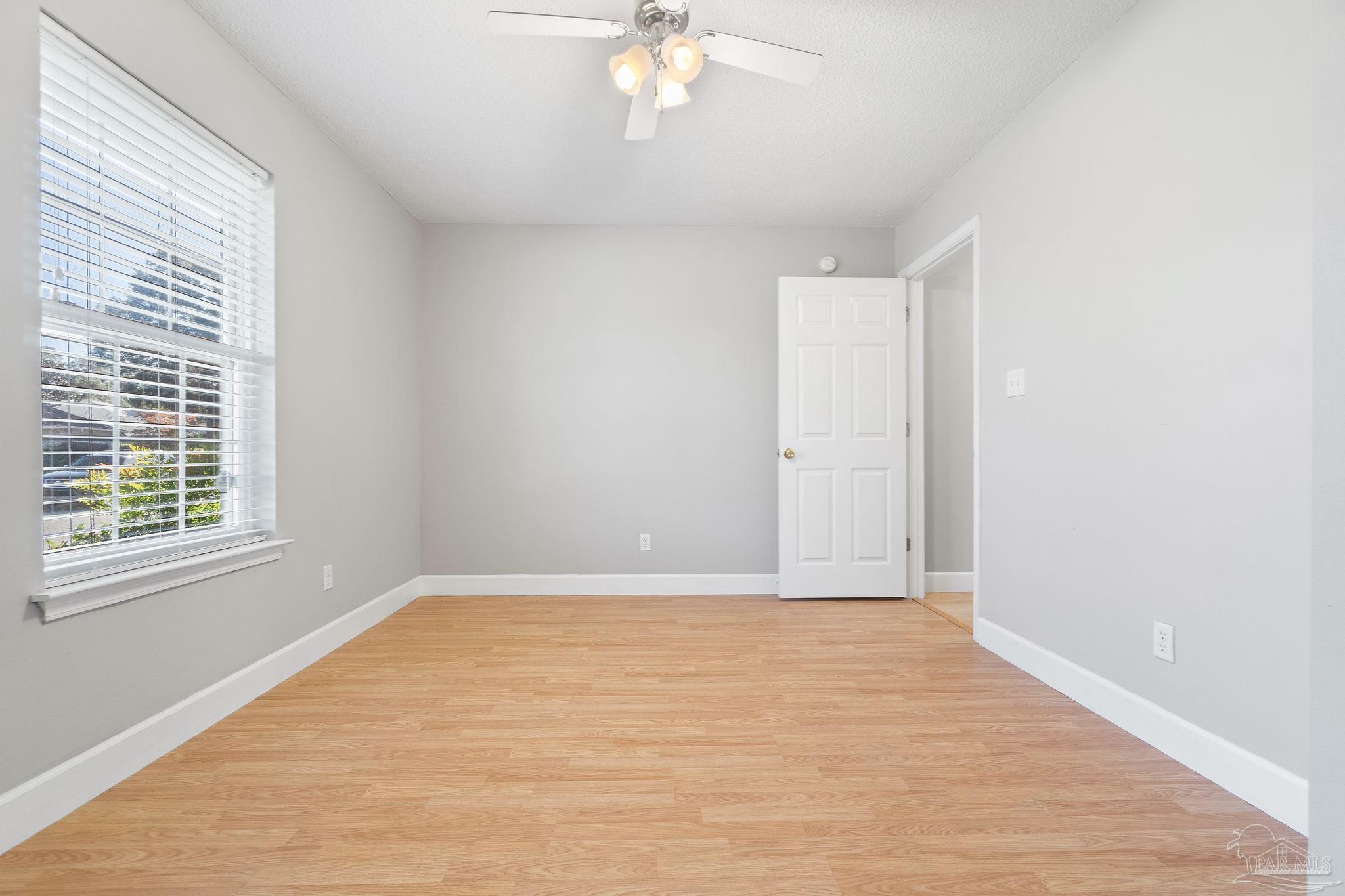 7051 Raburn Road Pensacola, FL 32526 - Photo 17 of 29