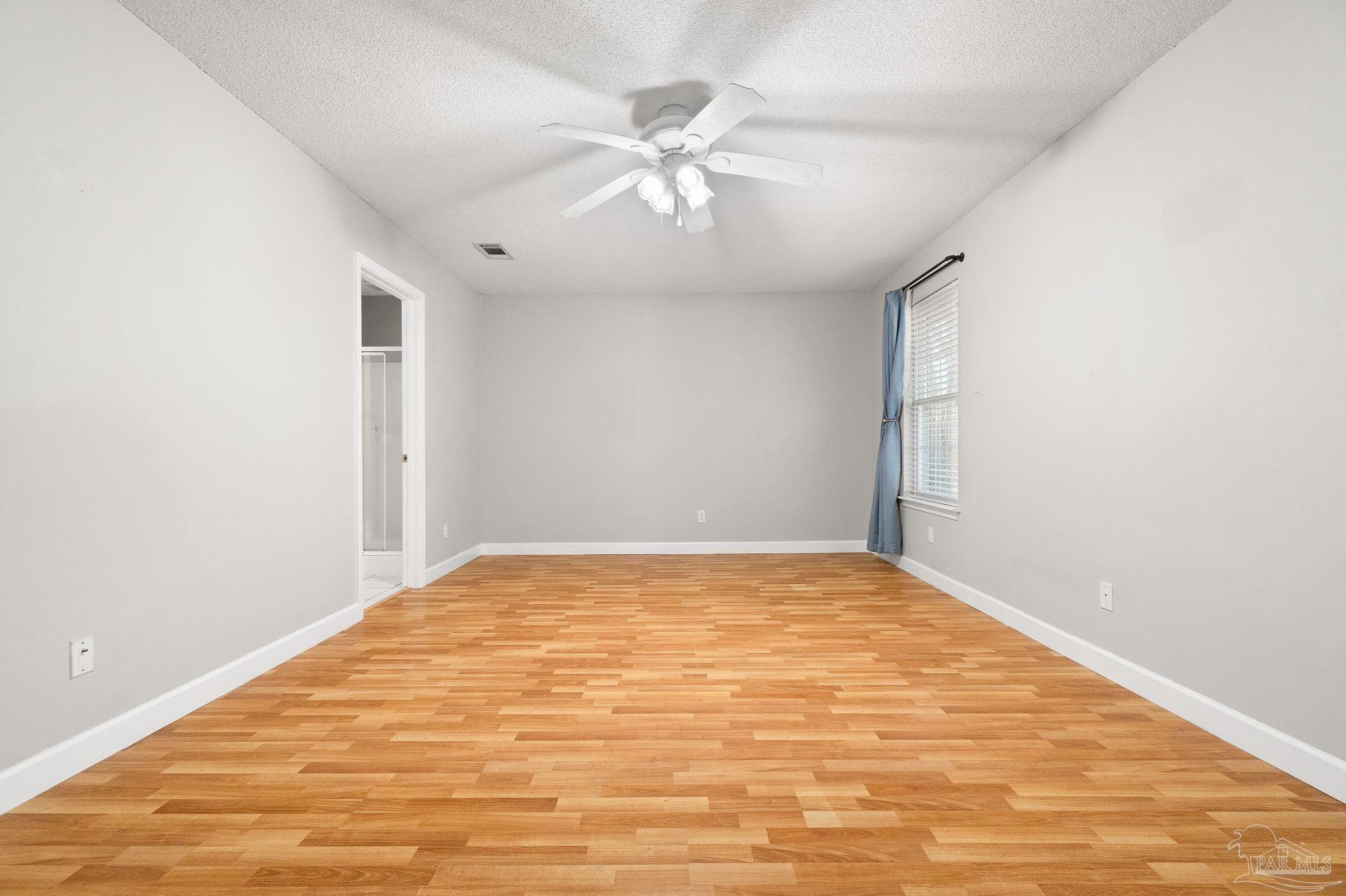 7051 Raburn Road Pensacola, FL 32526 - Photo 20 of 29