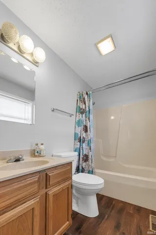 $489,000 | 530 2nd Avenue, Jasper, IN 47546