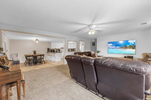 $489,000 | 530 2nd Avenue, Jasper, IN 47546