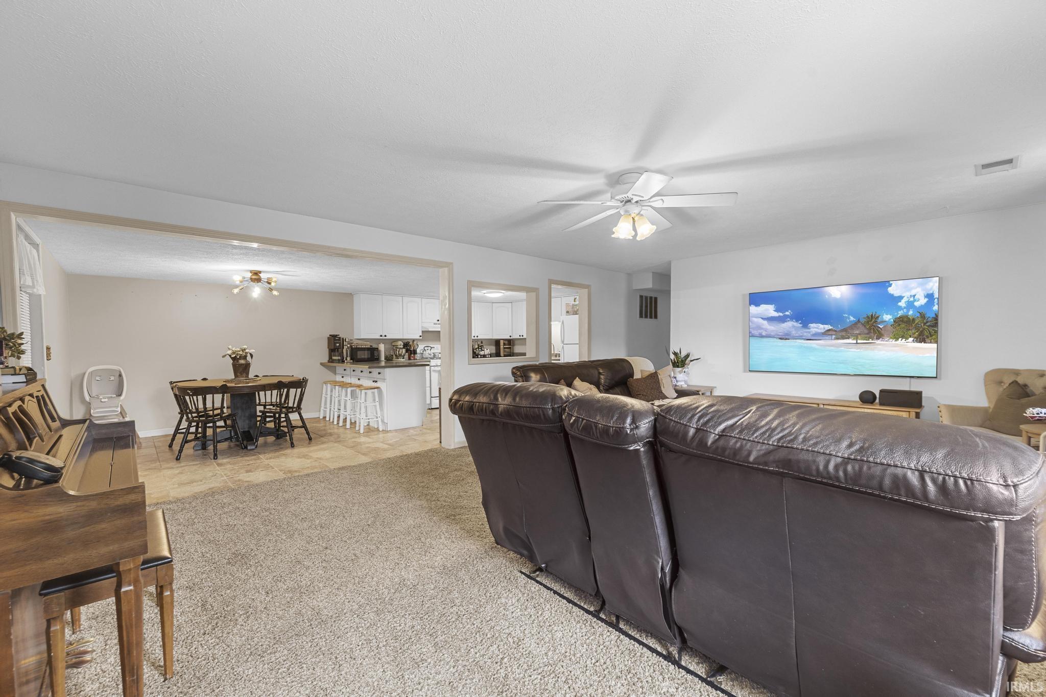 530 2nd Avenue Jasper, IN 47546 - Photo 17 of 36