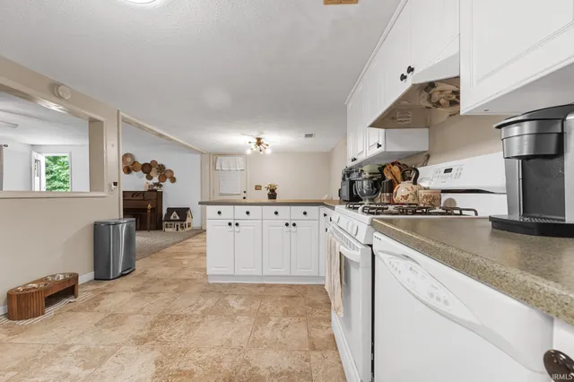 $489,000 | 530 2nd Avenue, Jasper, IN 47546