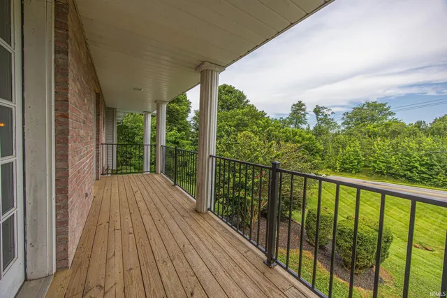 $489,000 | 530 2nd Avenue, Jasper, IN 47546