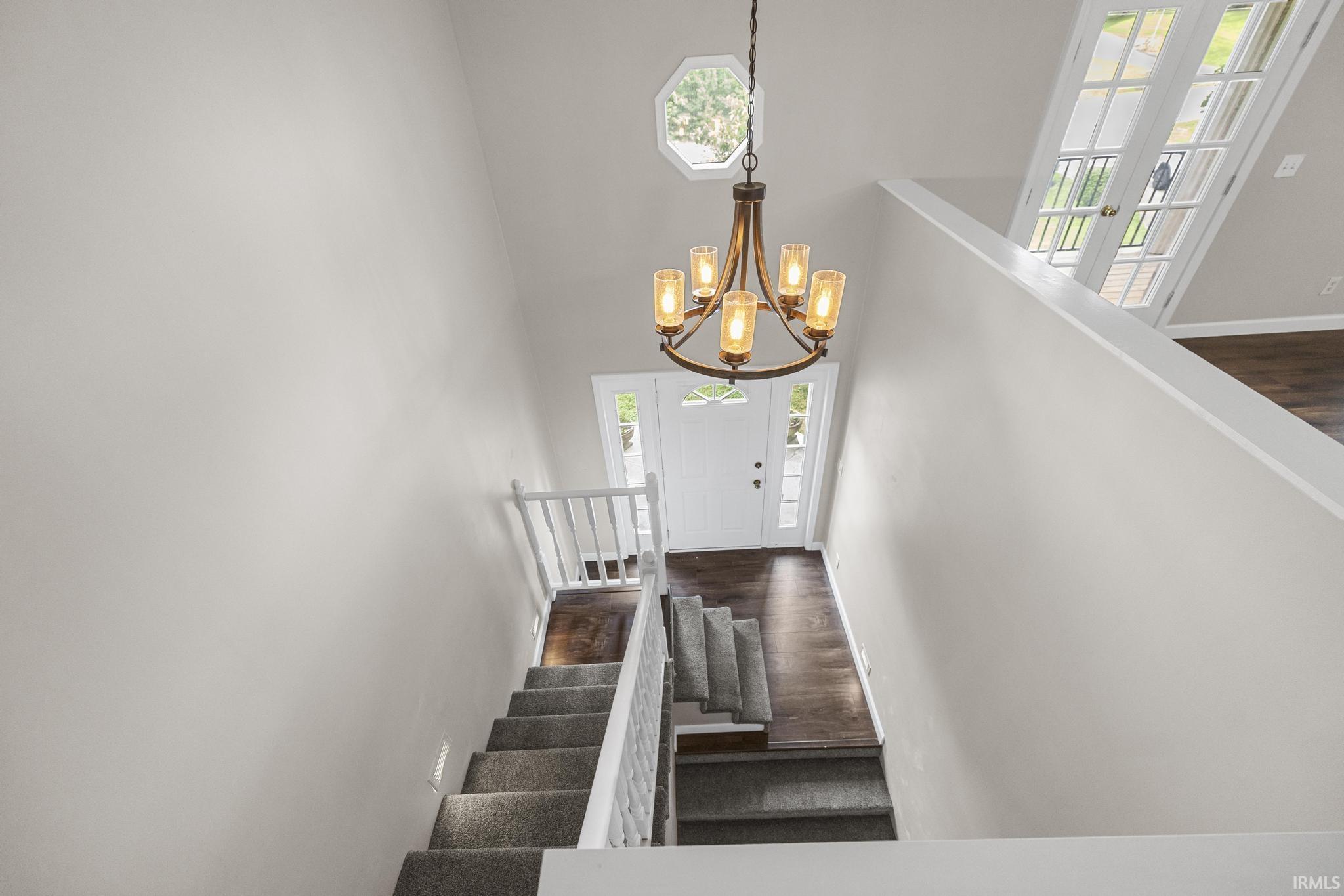 530 2nd Avenue Jasper, IN 47546 - Photo 8 of 36