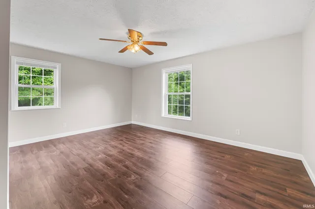 $489,000 | 530 2nd Avenue, Jasper, IN 47546