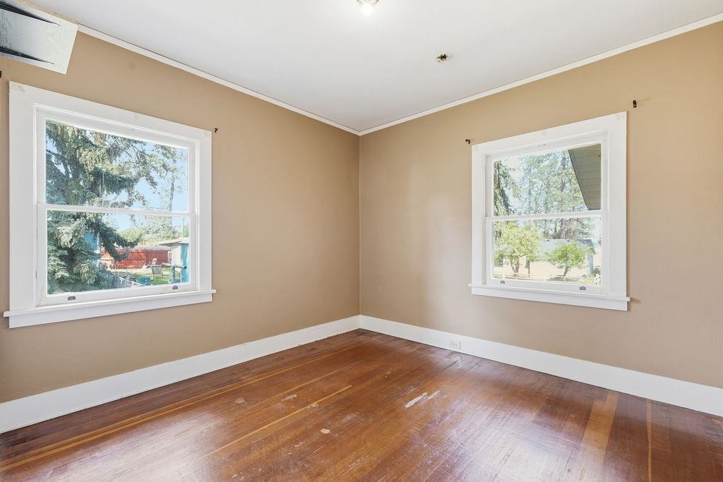 113 North 4th Street Cheney, WA 99004 - Photo 12 of 38